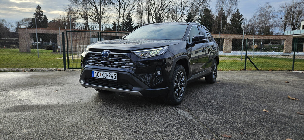 2025 Toyota Rav4 2.5 Hybrid